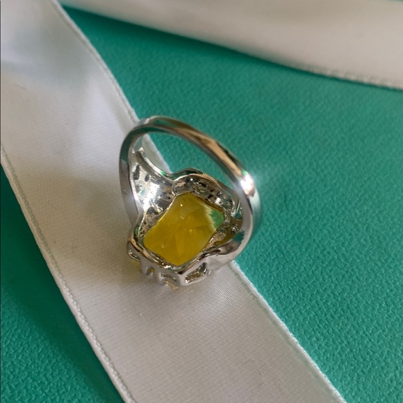 Yellow Gemstone Cocktail Ring - Women's Silver-Tone Fashion Ring size 6 328 - Picture 4 of 6